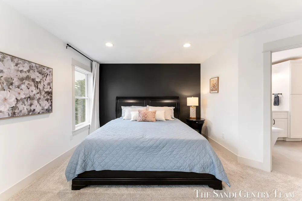 36 W Farr Road Norton Shores City, MI 49444