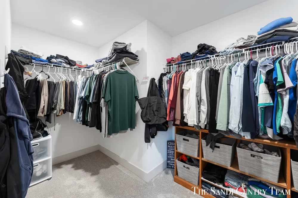 36 W Farr Road Norton Shores City, MI 49444