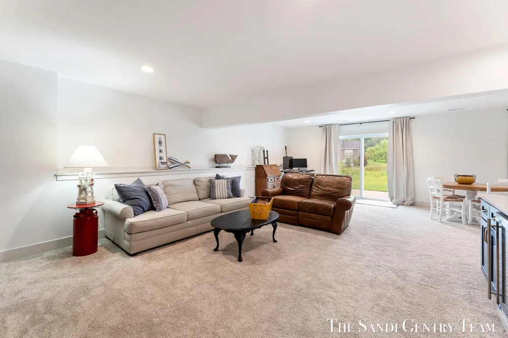 36 W Farr Road Norton Shores City, MI 49444