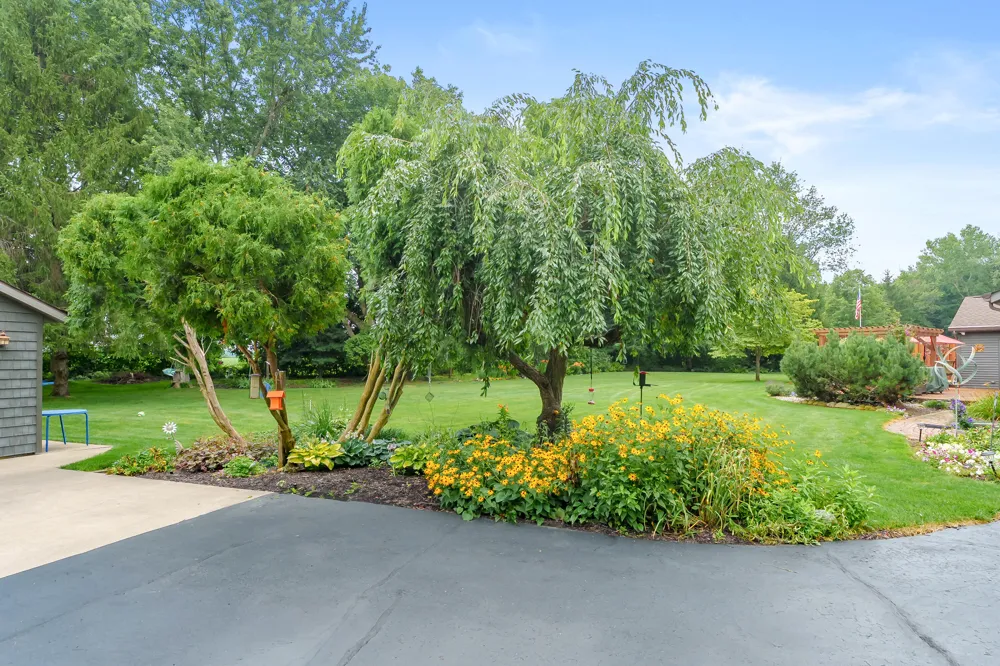 43501 Duane Lane Paw Paw Township, MI 49079