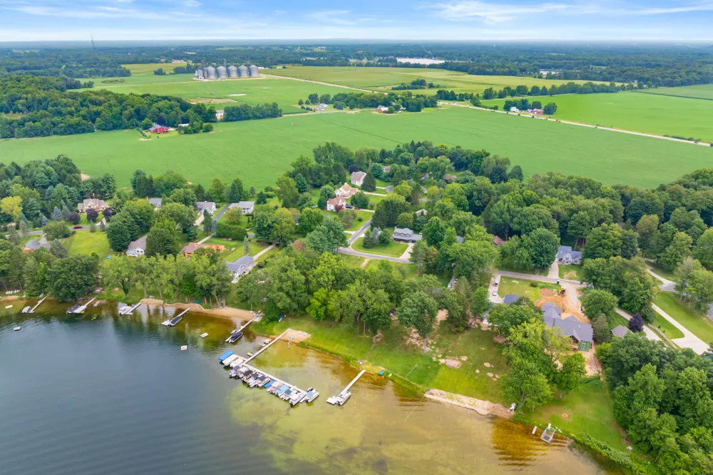 43501 Duane Lane Paw Paw Township, MI 49079