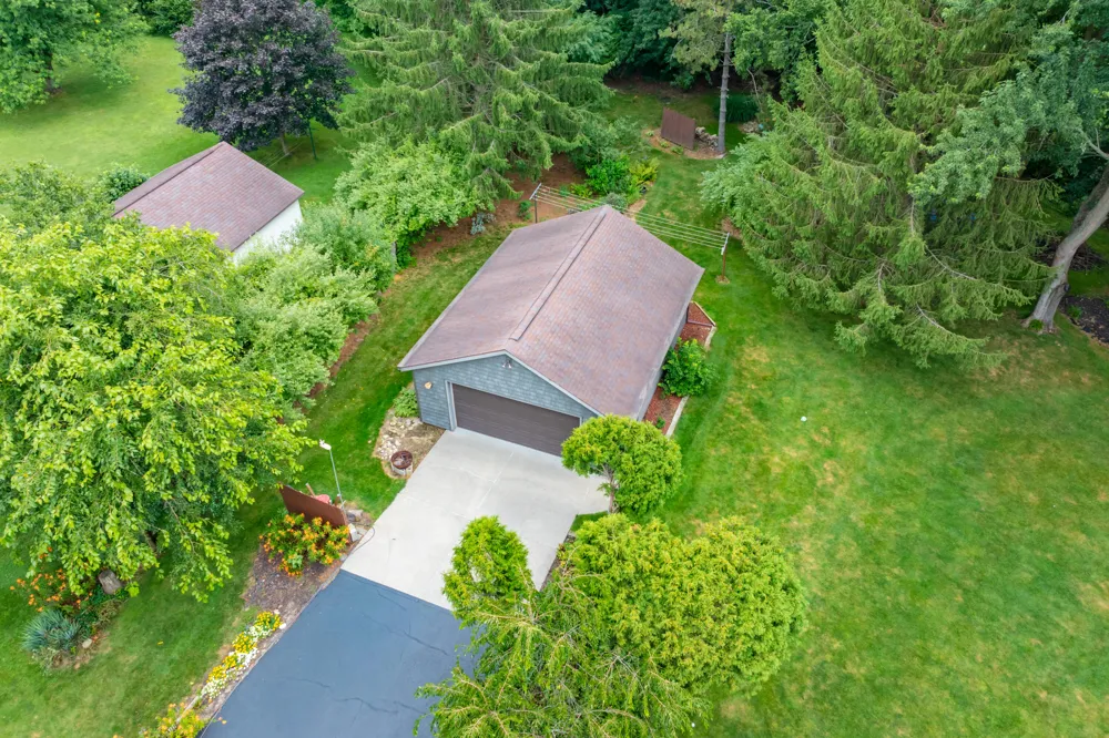 43501 Duane Lane Paw Paw Township, MI 49079