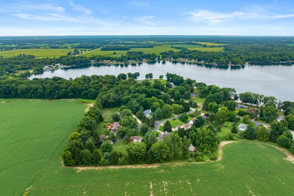 43501 Duane Lane Paw Paw Township, MI 49079