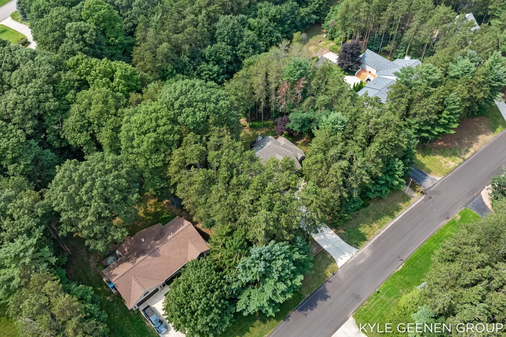 13469 Redbird Lane Grand Haven Charter Township, MI 49417
