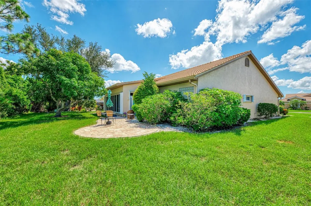 8252 PARKSIDE DRIVE Englewood, FL 34224