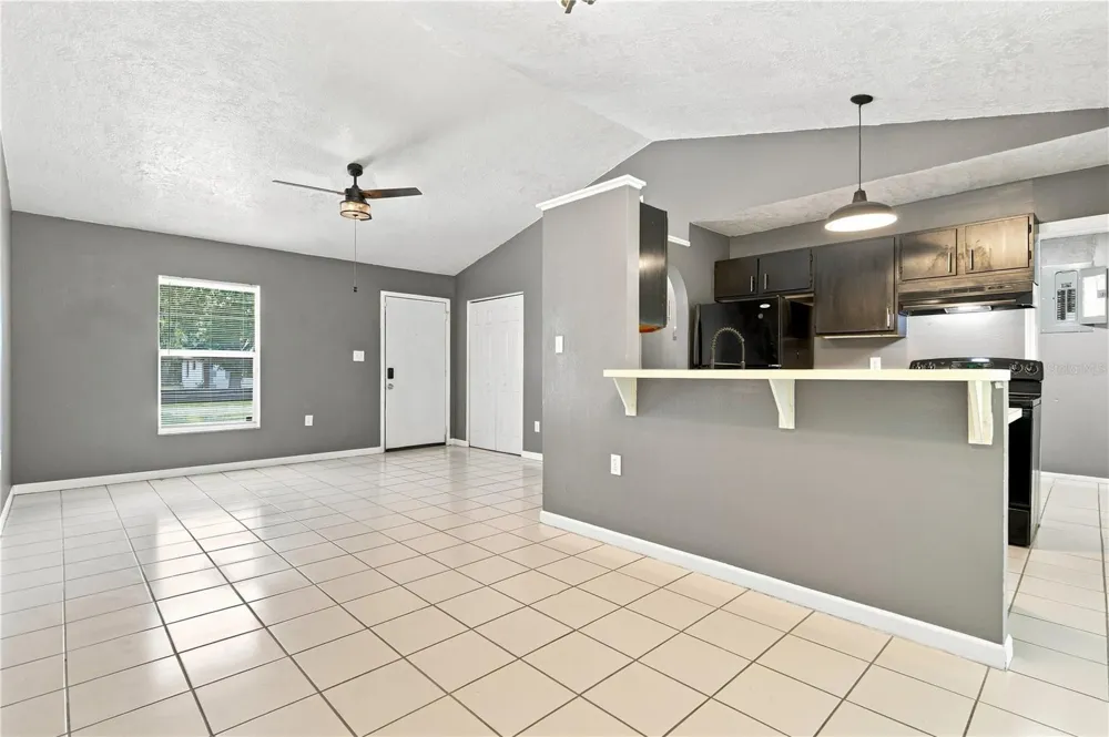 336 RIVIERA DRIVE Debary, FL 32713
