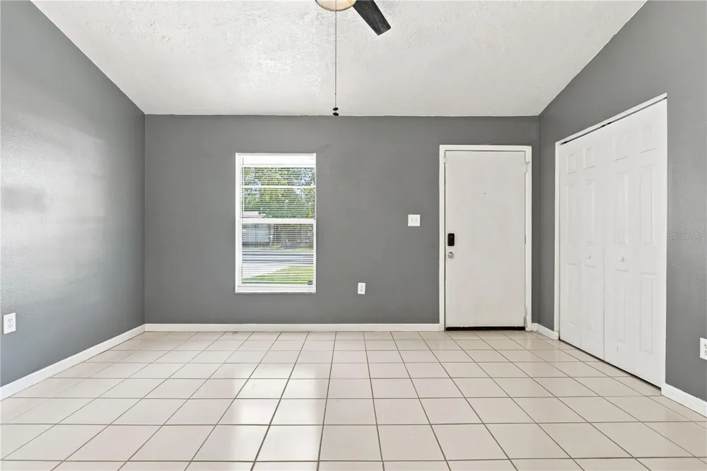 336 RIVIERA DRIVE Debary, FL 32713