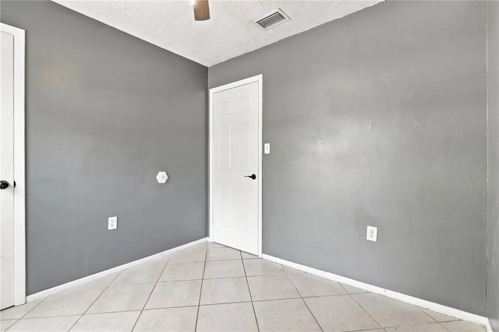 336 RIVIERA DRIVE Debary, FL 32713