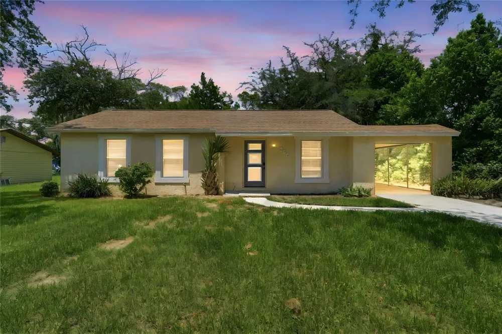 336 RIVIERA DRIVE Debary, FL 32713
