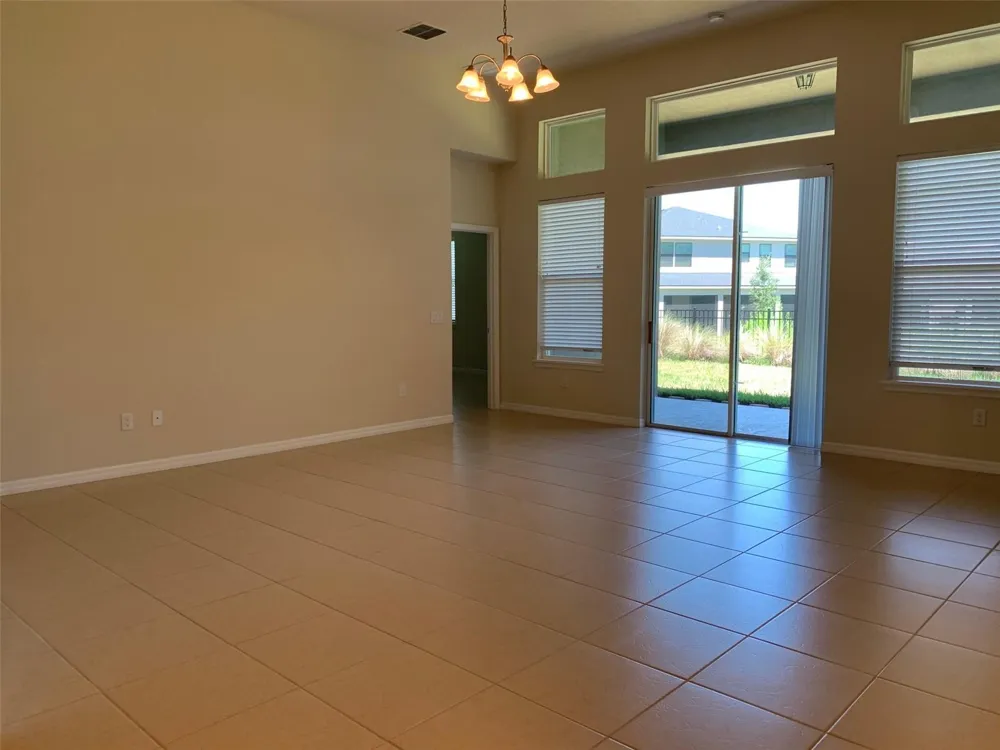 2860 CHANTILLY AVENUE Kissimmee, FL 34741