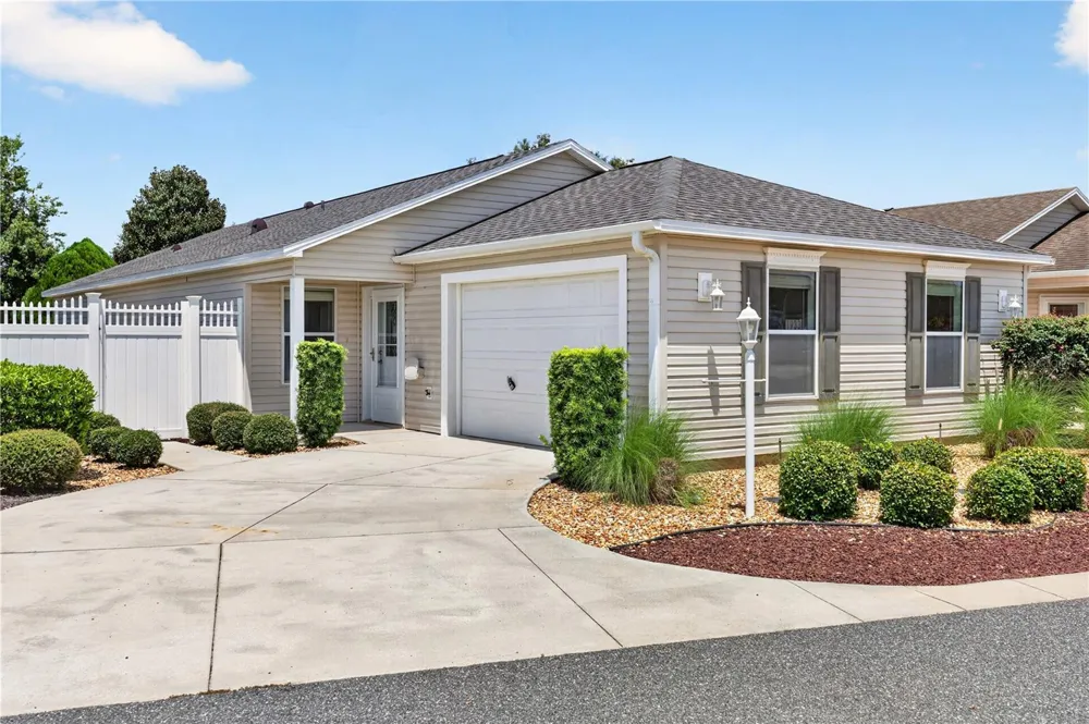1933 FIDDLEWOOD PLACE The Villages, FL 32162