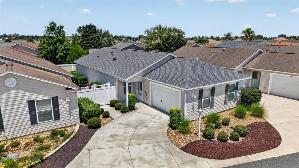 1933 FIDDLEWOOD PLACE The Villages, FL 32162