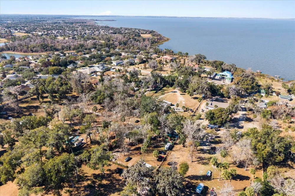 WALKER ROAD Apopka, FL 32703