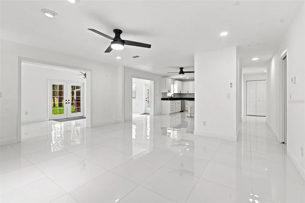 210 LAKE HOBBS ROAD Lutz, FL 33548