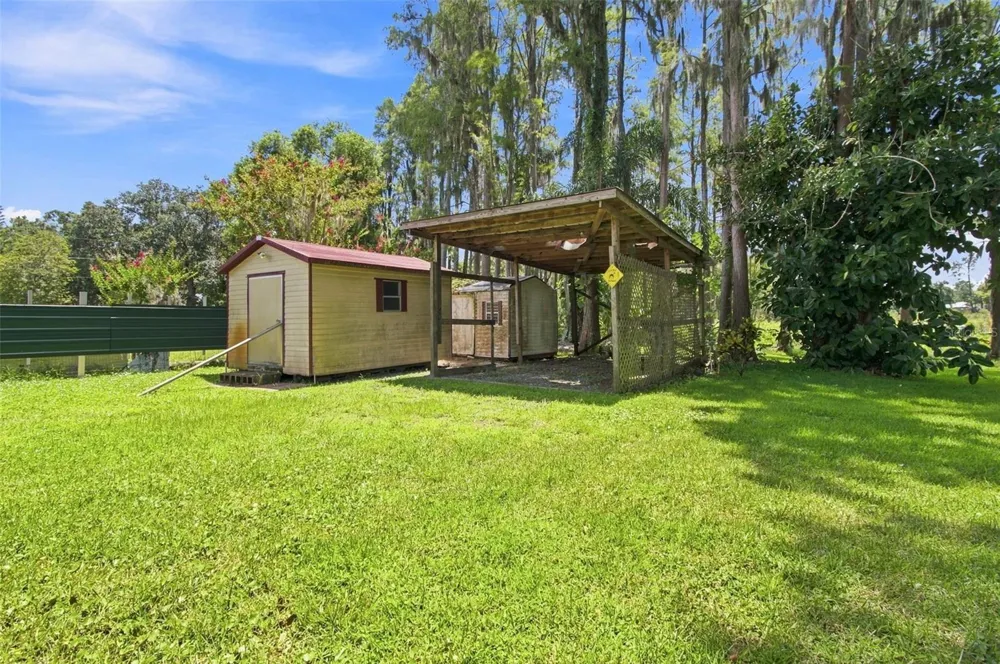210 LAKE HOBBS ROAD Lutz, FL 33548