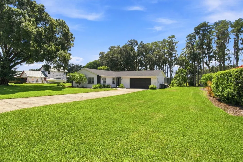 210 LAKE HOBBS ROAD Lutz, FL 33548