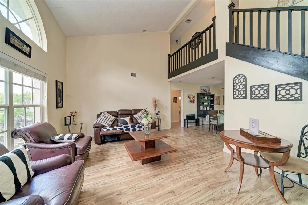 6519 28TH AVENUE E Bradenton, FL 34208