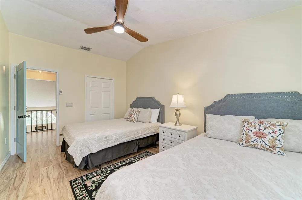6519 28TH AVENUE E Bradenton, FL 34208