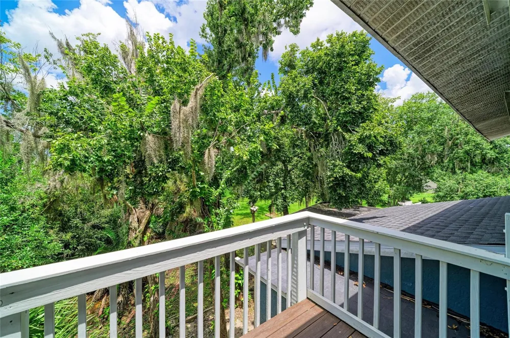6519 28TH AVENUE E Bradenton, FL 34208