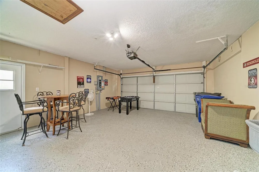 6519 28TH AVENUE E Bradenton, FL 34208