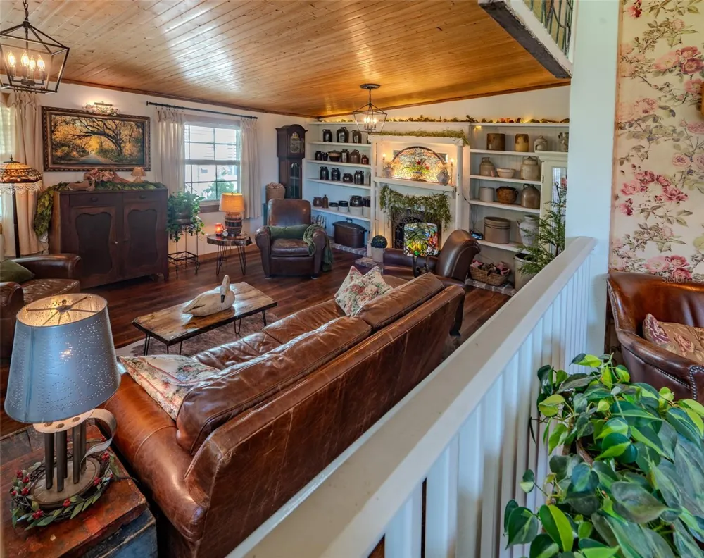 2242 CR 543 Sumterville, FL 33585