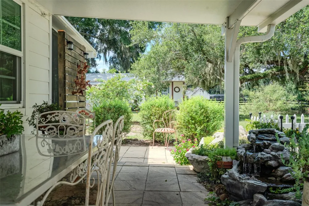 2242 CR 543 Sumterville, FL 33585