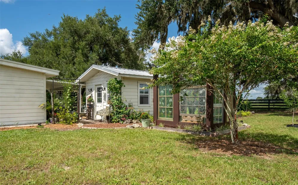 2242 CR 543 Sumterville, FL 33585