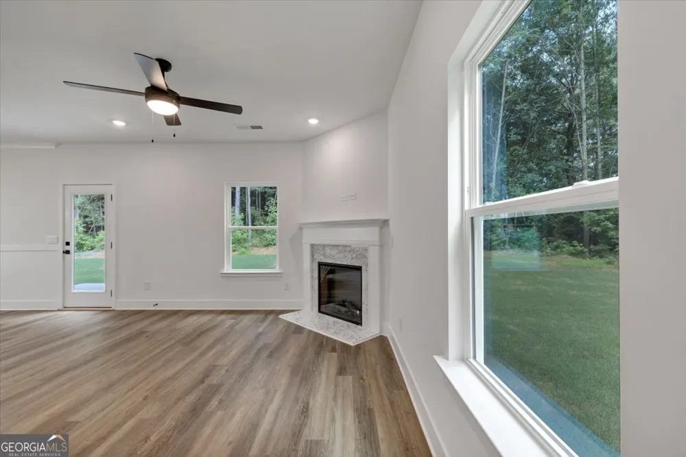 215 Laney DR Carrollton, GA 30117