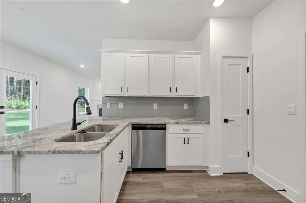 215 Laney DR Carrollton, GA 30117