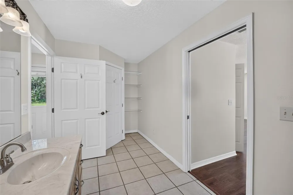 19785 NW 123RD COURT Micanopy, FL 32667
