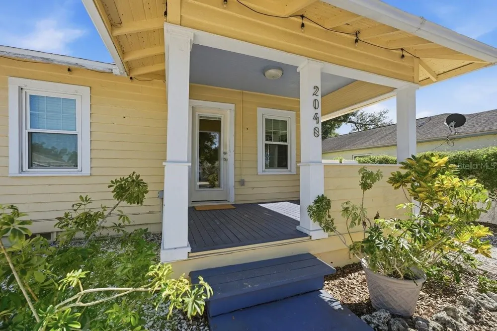 2048 5TH STREET Sarasota, FL 34237
