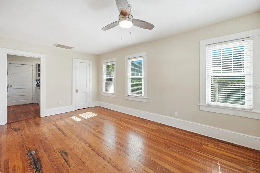 2048 5TH STREET Sarasota, FL 34237