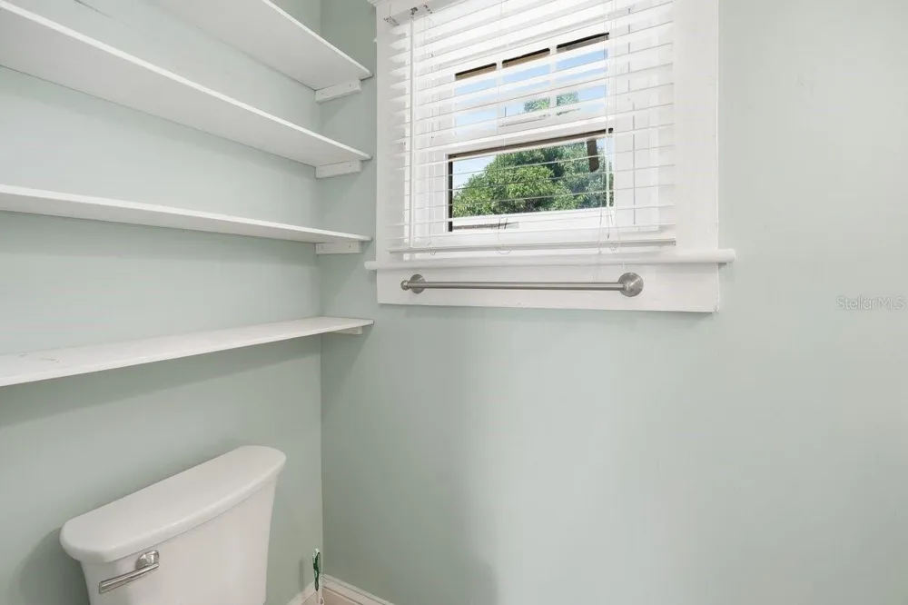 2048 5TH STREET Sarasota, FL 34237