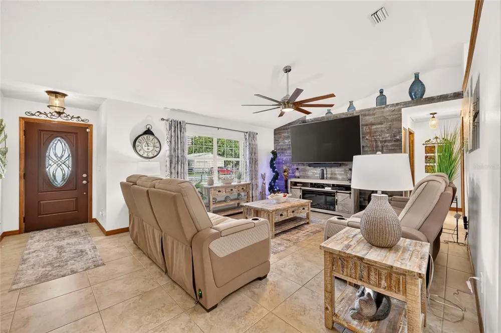 11631 SE 84TH AVENUE Belleview, FL 34420