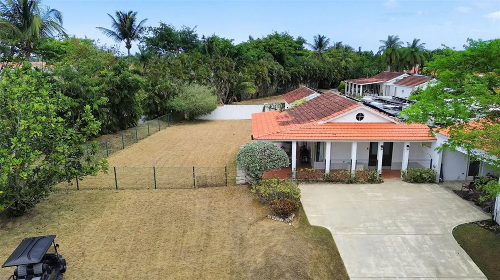 134 CAMINO DE LA CANA Dorado, PR 00646