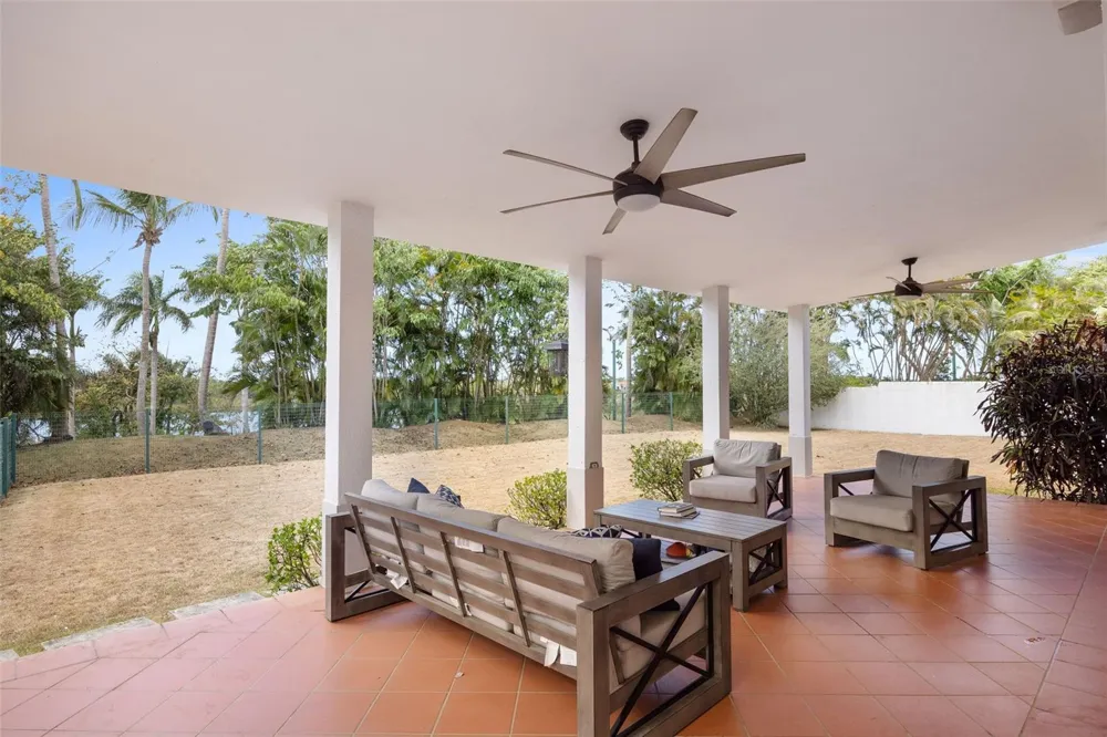 134 CAMINO DE LA CANA Dorado, PR 00646