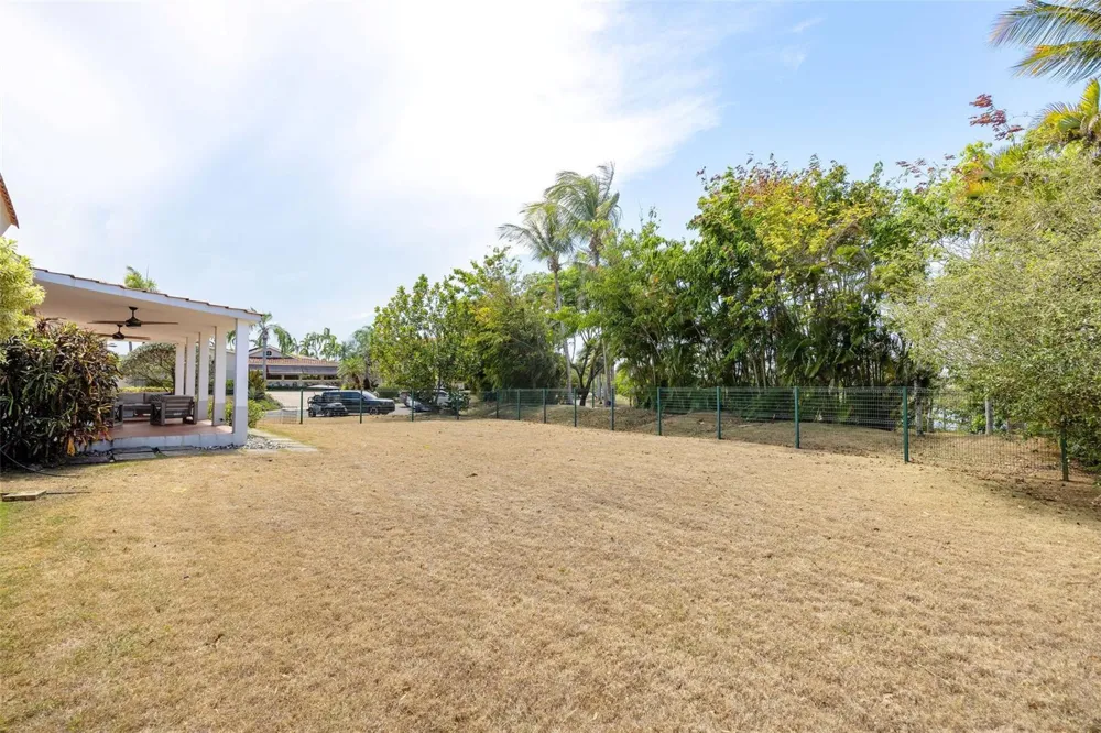 134 CAMINO DE LA CANA Dorado, PR 00646
