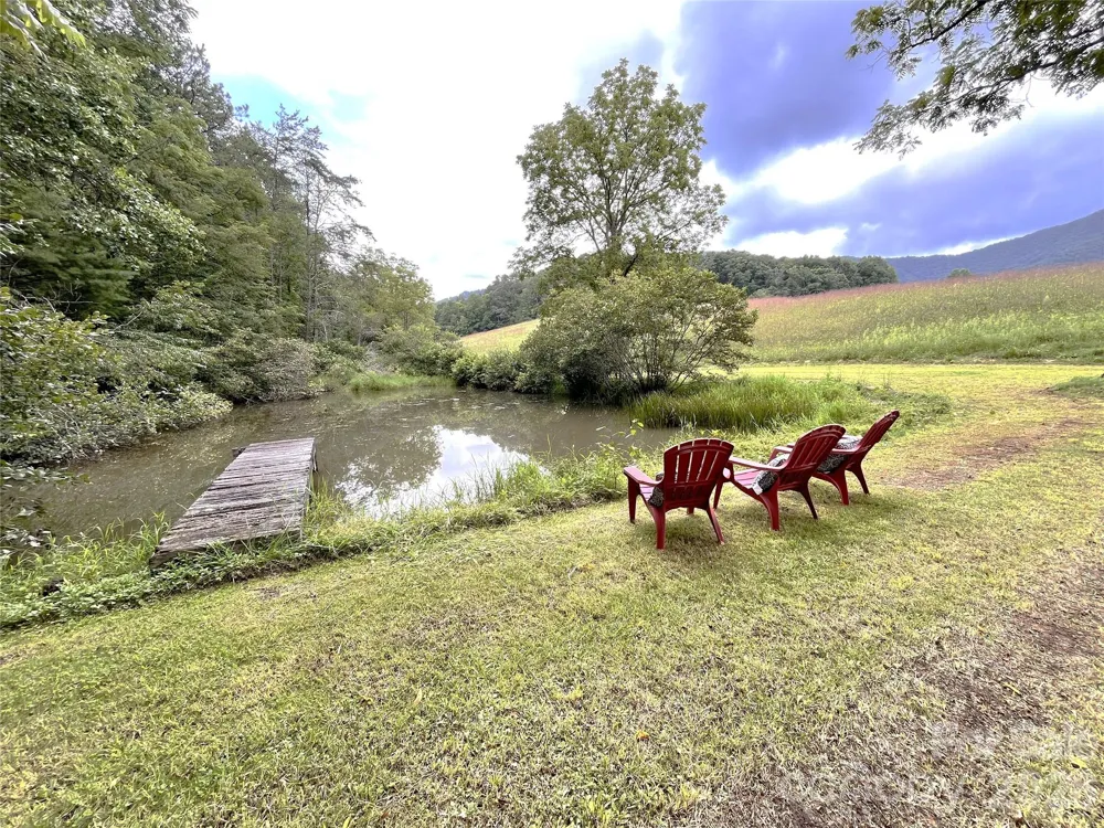 132 Hurd Road Canton, NC 28716