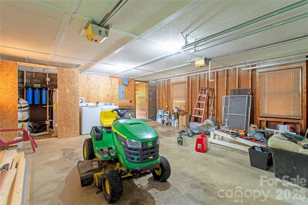 132 Hurd Road Canton, NC 28716