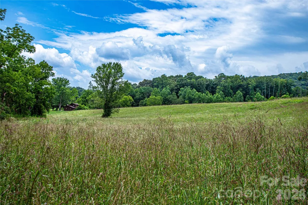 132 Hurd Road Canton, NC 28716