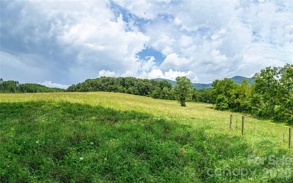 132 Hurd Road Canton, NC 28716