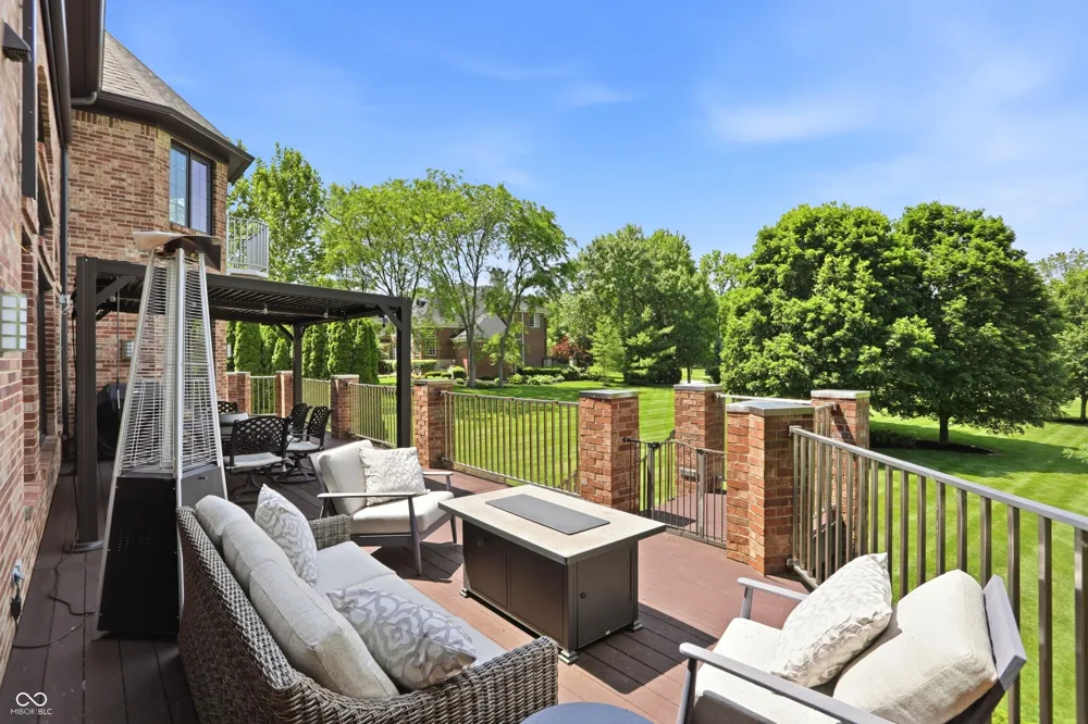 16032 Colleton Court Carmel, IN 46033