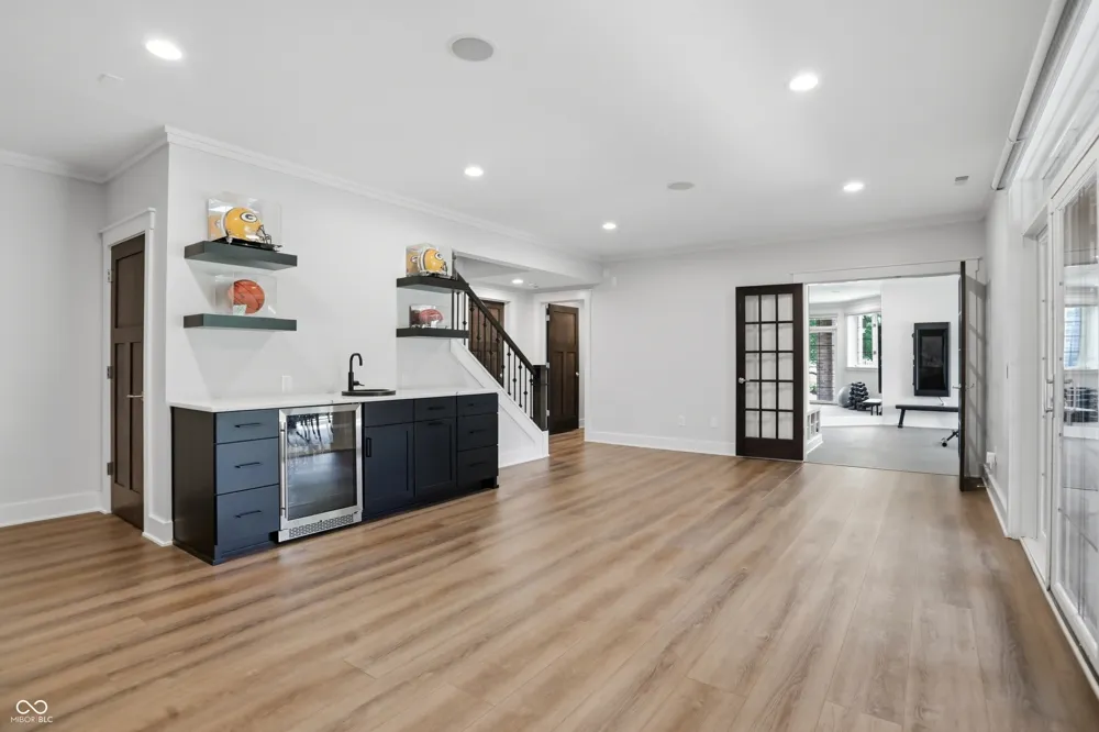 16032 Colleton Court Carmel, IN 46033