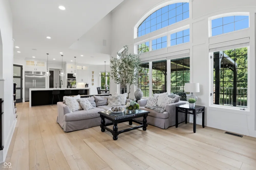 16032 Colleton Court Carmel, IN 46033