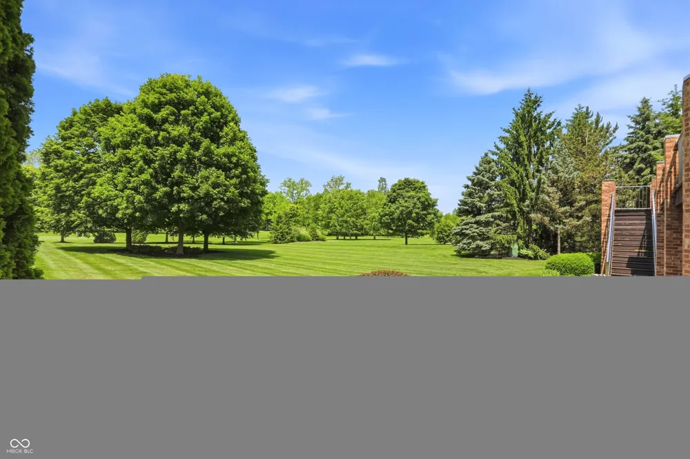 16032 Colleton Court Carmel, IN 46033