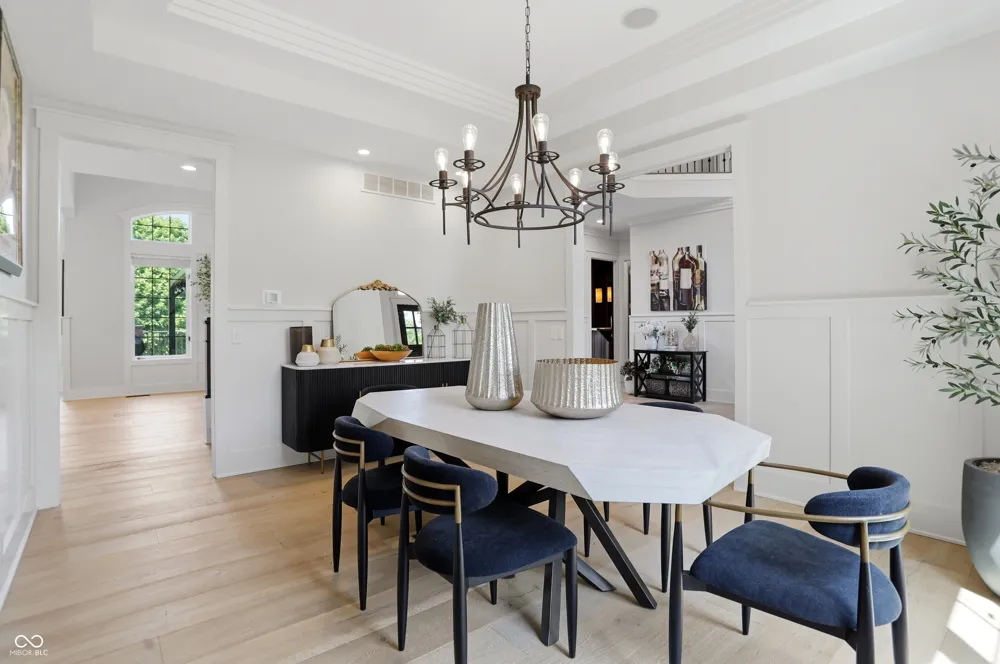 16032 Colleton Court Carmel, IN 46033