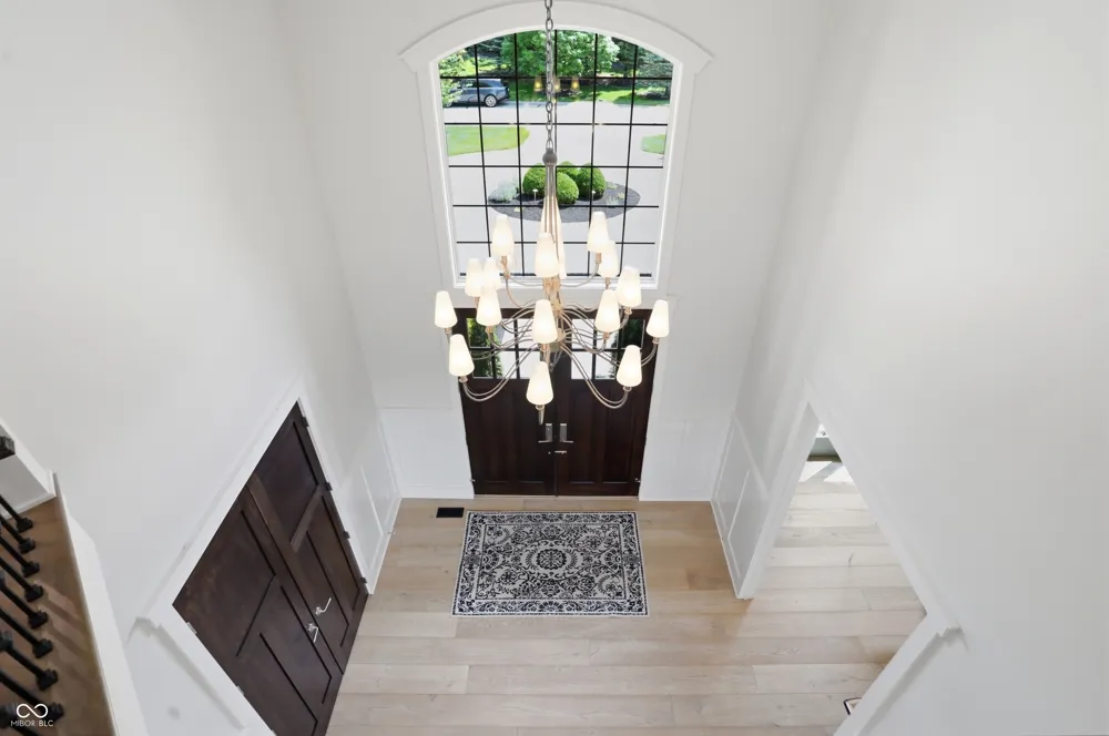 16032 Colleton Court Carmel, IN 46033