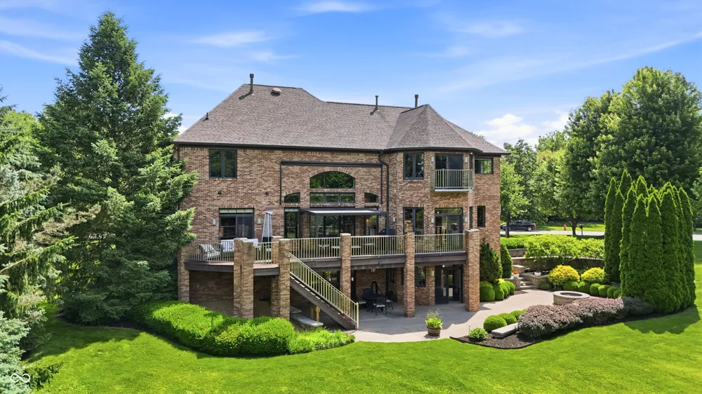 16032 Colleton Court Carmel, IN 46033