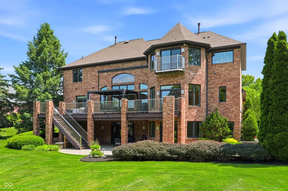 16032 Colleton Court Carmel, IN 46033
