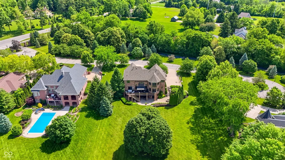 16032 Colleton Court Carmel, IN 46033